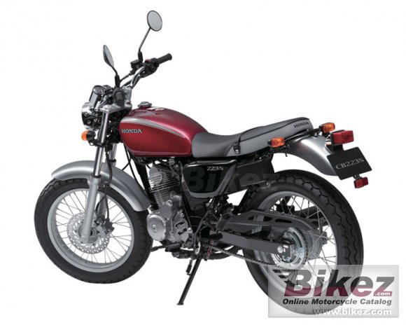 2011 Honda CB223S photo